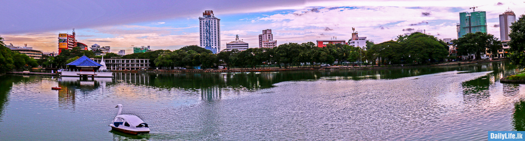 Gangaramaya Temple & Beira Lake - Colombo - Sri Lanka.