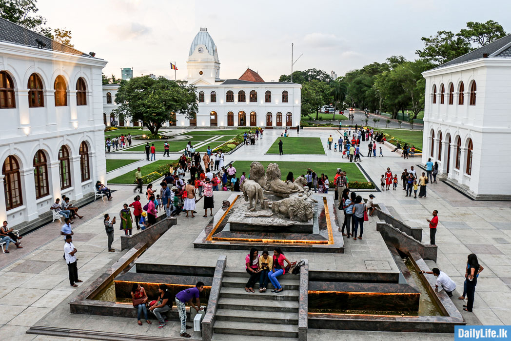 The lions sculpture made from Granite is a major attraction at Arcade Independence Square. Their web site notes The centerpiece adorning The Arcade’s atrium is the sculpture of a pride of lions. This is unique. Masterfully crafted in granite, this sculpture stands symbolic of Sri Lanka’s inherent strength, courage and grace.